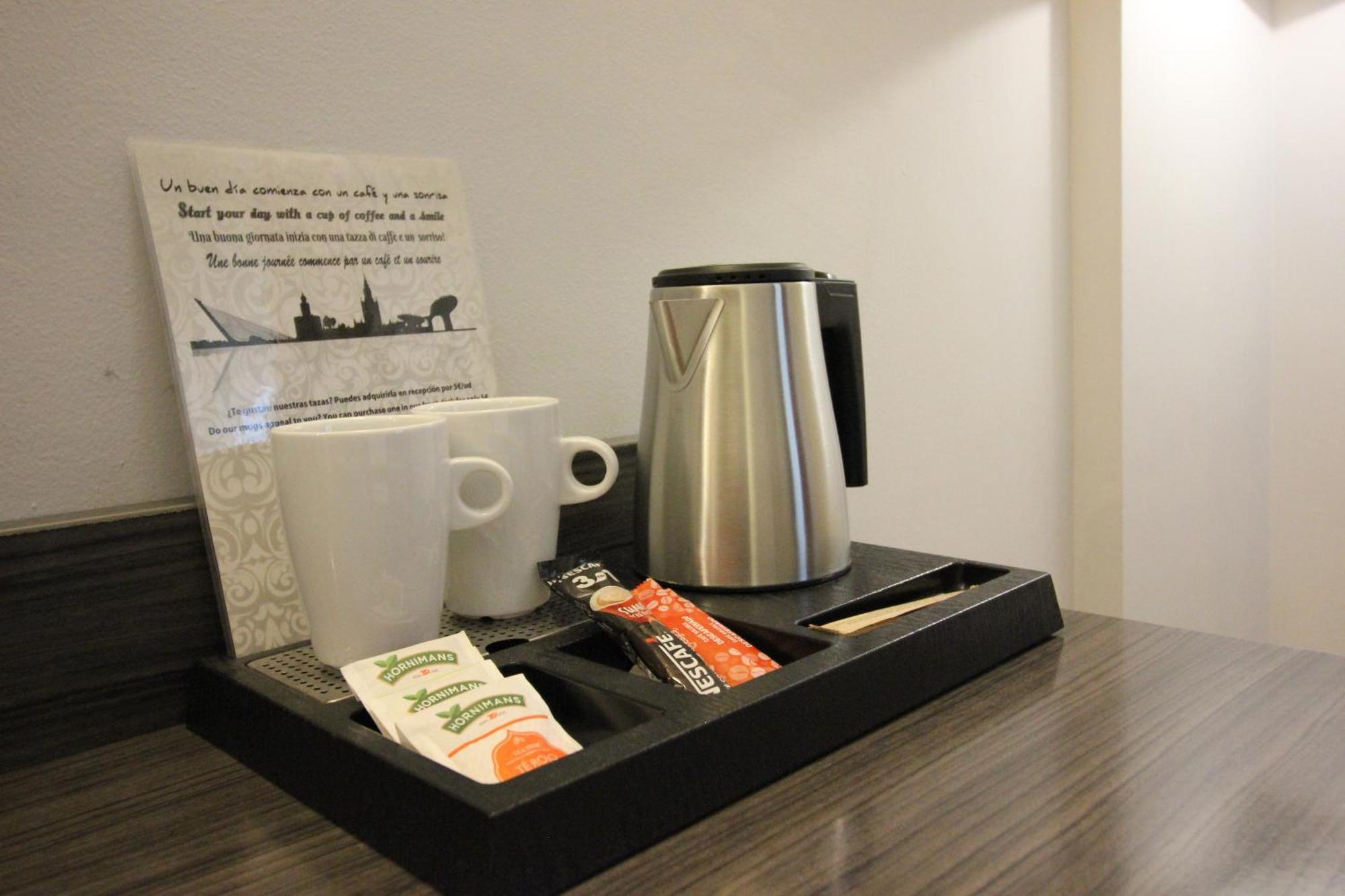 Hotel Venecia Seville Ngoại thất bức ảnh